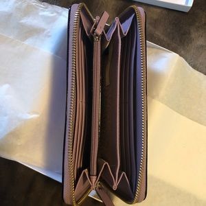 New Kate Spade Laurel Way large continental wallet